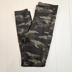Athleta Women's Ultimate 7/8 Tight Legging Women's Size XS Ultimate‎ Camo Green